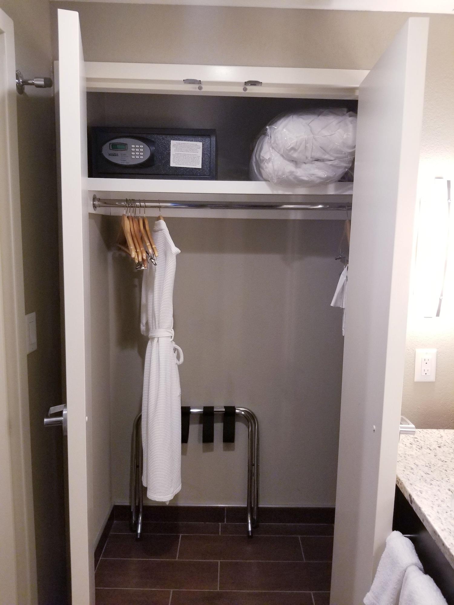 Homewood Suites Calgary Airport Luaran gambar