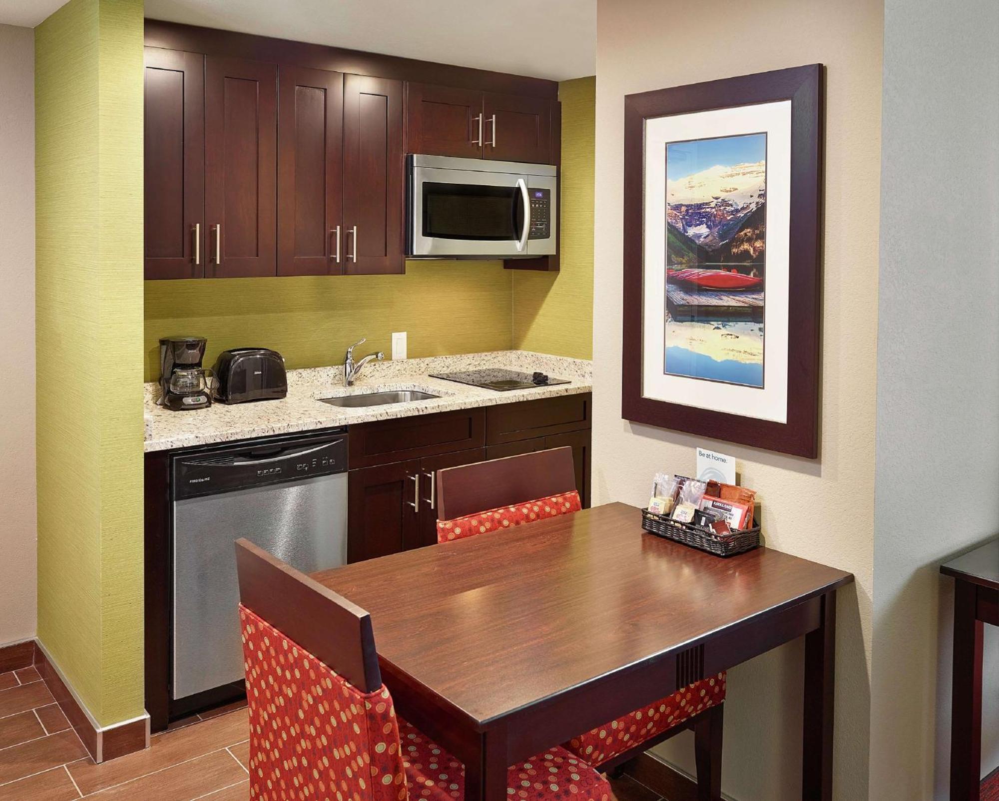 Homewood Suites Calgary Airport Luaran gambar